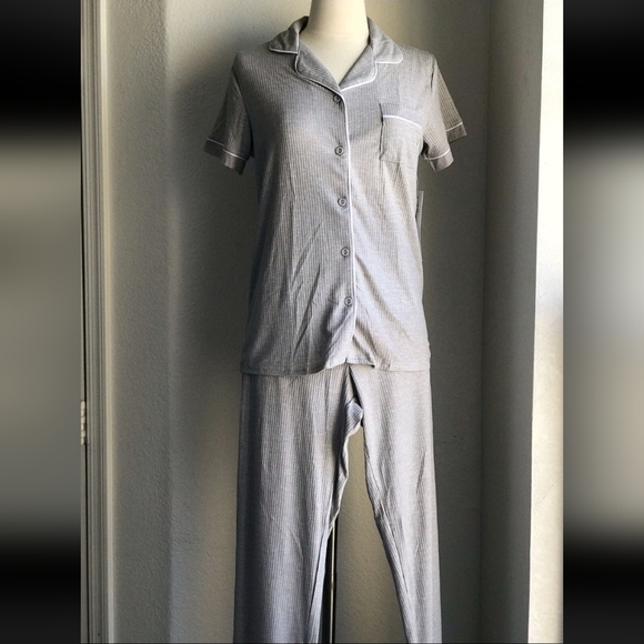 Rachel Zoe Other - New Rachel Zoe 2 Piece Soft Pajama Set Short Sleeve Pants w/Pockets size Large